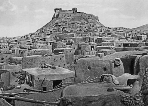 Иллюстрация к книге — История тюрков [i_198.jpg]