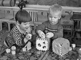 Иллюстрация к книге — Психология детского творчества [i_048.jpg]