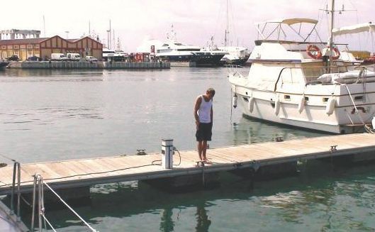 Иллюстрация к книге — Дауншифтинг, или как работать в удовольствие, не зависеть от пробок и заниматься тем, чем хочется [_15_1.jpg]