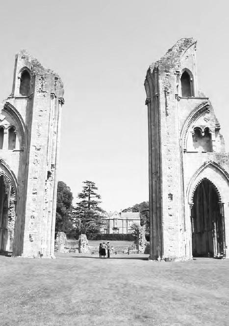 Иллюстрация к книге — Король Артур [i_025.jpg]