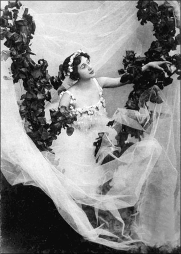 Иллюстрация к книге — Анна Павлова. Жизнь в танце [_081.jpg]