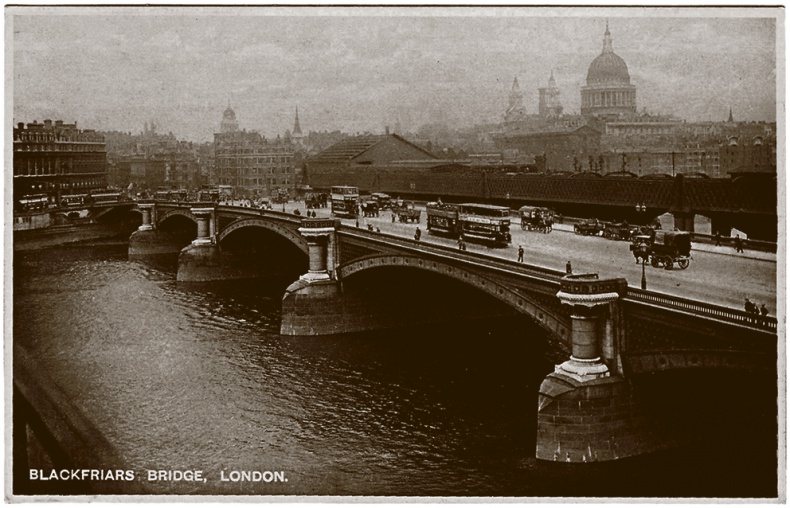 Иллюстрация к книге — Щит и меч Кенигсберга. Альбом [i_057.jpg]