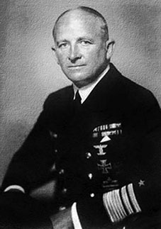 Иллюстрация к книге — Щит и меч Кенигсберга. Альбом [i_086.jpg]