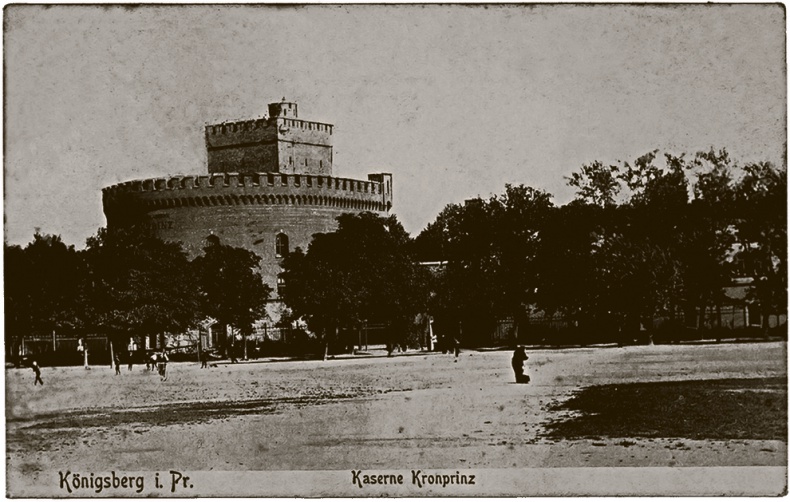 Иллюстрация к книге — Щит и меч Кенигсберга. Альбом [i_126.jpg]