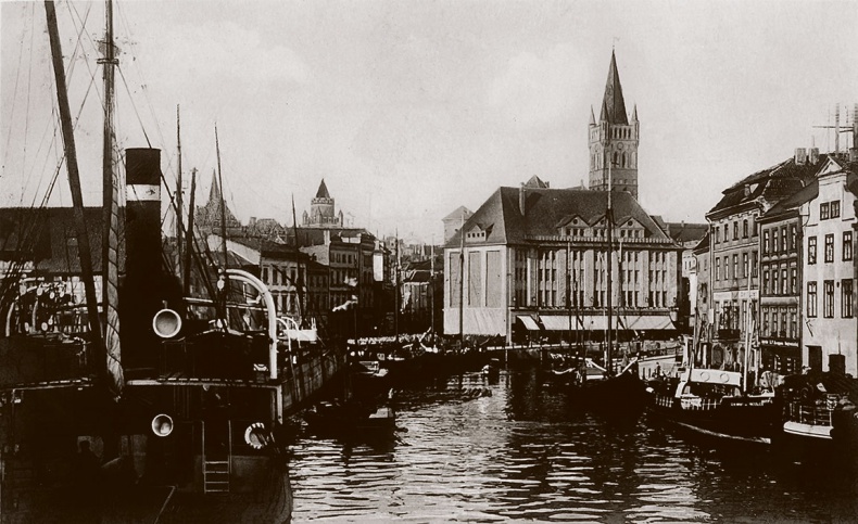 Иллюстрация к книге — Щит и меч Кенигсберга. Альбом [i_169.jpg]