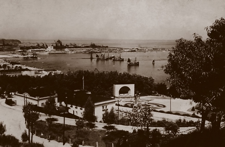 Иллюстрация к книге — Щит и меч Кенигсберга. Альбом [i_222.jpg]