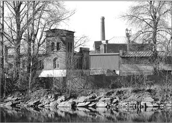 Иллюстрация к книге — Блокадные будни одного района Ленинграда [i_073.jpg]