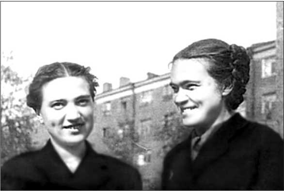 Иллюстрация к книге — Блокадные будни одного района Ленинграда [i_079.jpg]