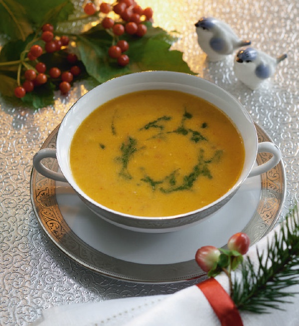 Иллюстрация к книге — Рождественский стол. Самые вкусные угощения. Кулинарные рецепты [i_036.jpg]