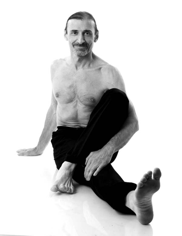 Иллюстрация к книге — Йога. Лучшие упражнения для каждого лунного дня. Сила Луны для здоровья и удачи [i_253.jpg]