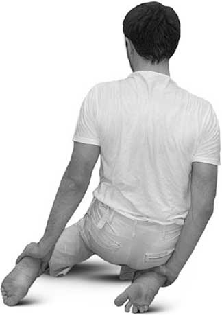 Иллюстрация к книге — Йога для позвоночника и суставов [i_096.jpg]