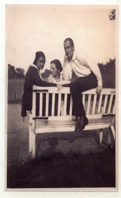 Иллюстрация к книге — Фридл [b00001201.jpg]