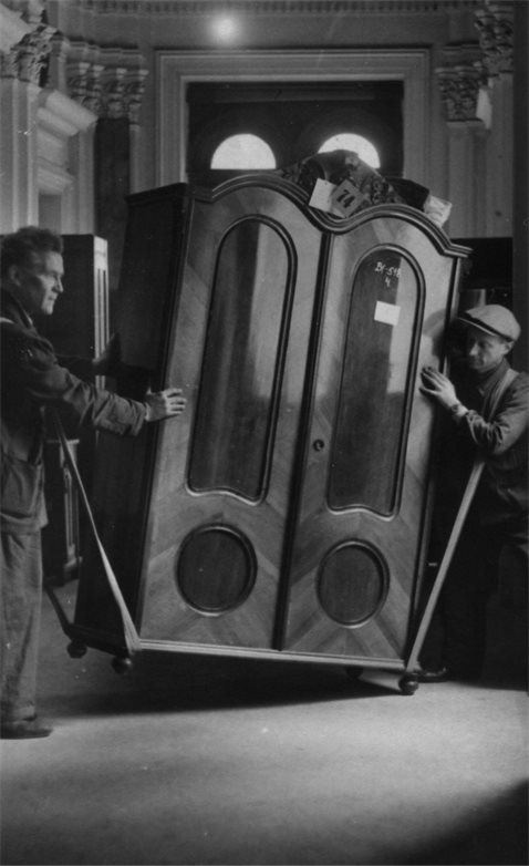 Иллюстрация к книге — Фридл [b00003933.jpg]