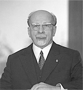 Иллюстрация к книге — Люди былой империи (сборник) [i_041.jpg]