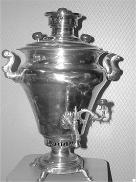 Иллюстрация к книге — Люди былой империи (сборник) [i_044.jpg]