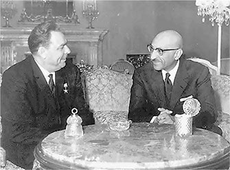 Иллюстрация к книге — Люди былой империи (сборник) [i_116.jpg]