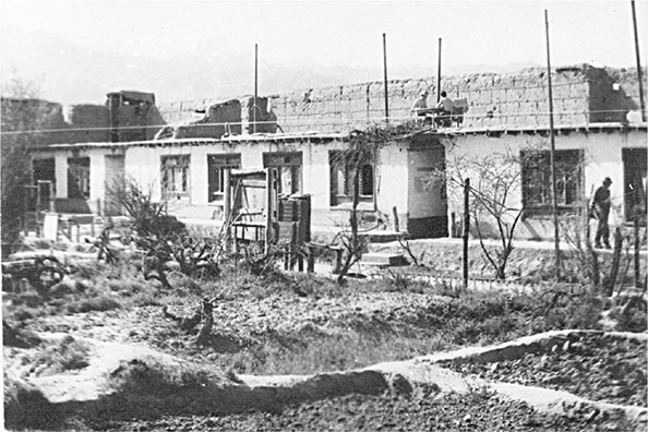 Иллюстрация к книге — Люди былой империи (сборник) [i_124.jpg]