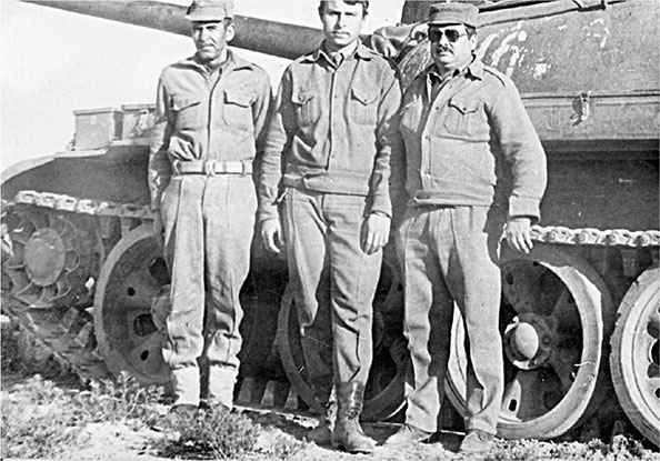 Иллюстрация к книге — Люди былой империи (сборник) [i_128.jpg]