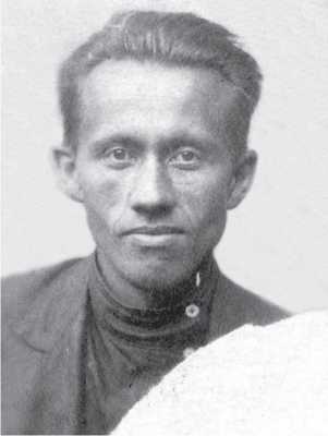 Иллюстрация к книге — Герой советского времени. История рабочего [i_003.jpg]