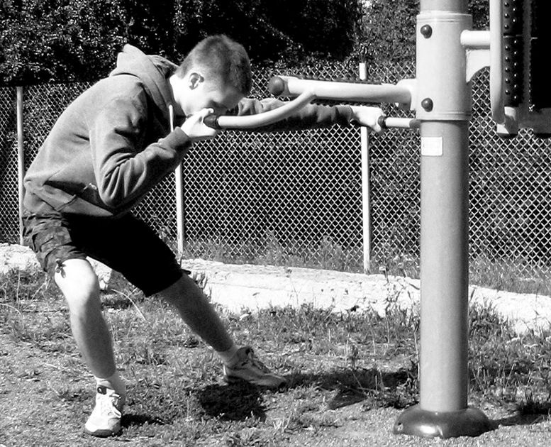 Иллюстрация к книге — Здоровье позвоночника. Системы Попова, Бубновского и другие методики излечения [i_008.jpg]