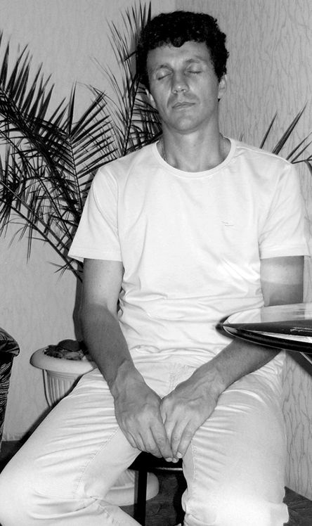 Иллюстрация к книге — Здоровье позвоночника. Системы Попова, Бубновского и другие методики излечения [i_025.jpg]