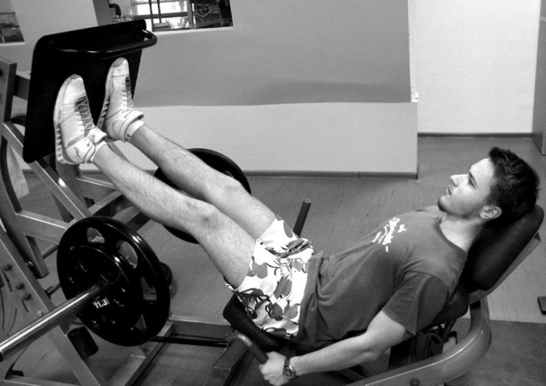 Иллюстрация к книге — Здоровье позвоночника. Системы Попова, Бубновского и другие методики излечения [i_054.jpg]