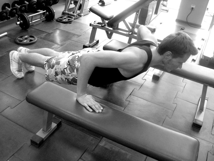 Иллюстрация к книге — Здоровье позвоночника. Системы Попова, Бубновского и другие методики излечения [i_078.jpg]