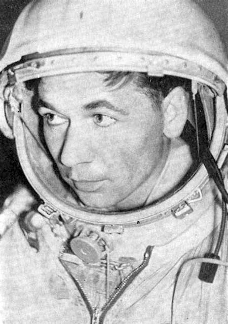 Иллюстрация к книге — Юрий Гагарин [Autogen_eBook_id59.jpg]