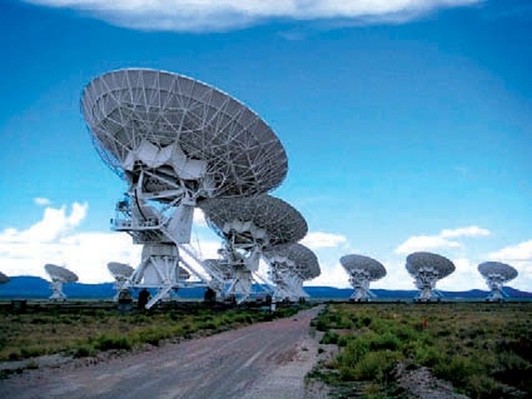 Иллюстрация к книге — Космические сыщики [i_040.jpg]