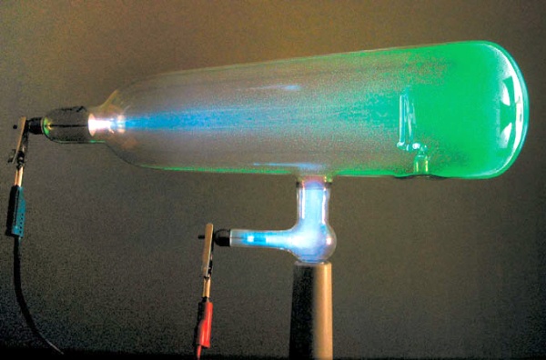 Иллюстрация к книге — Космические сыщики [i_041.jpg]