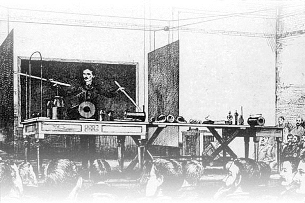 Иллюстрация к книге — Никола Тесла [i_031.jpg]