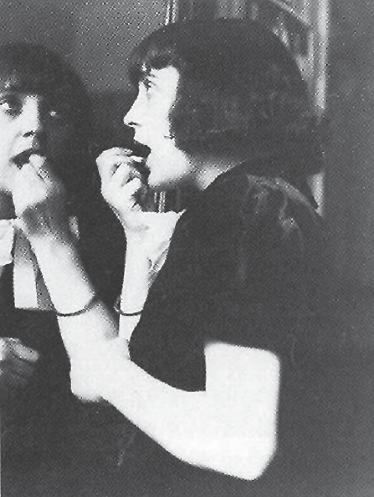 Иллюстрация к книге — Эдит Пиаф [_34.jpg]