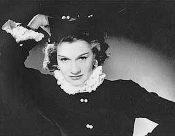 Иллюстрация к книге — Коко Шанель [i_013.jpg]