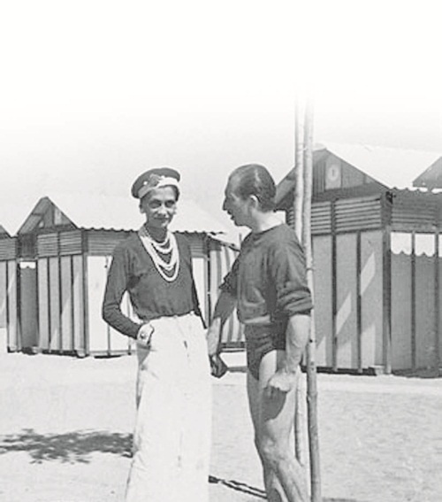 Иллюстрация к книге — Коко Шанель [i_020.jpg]