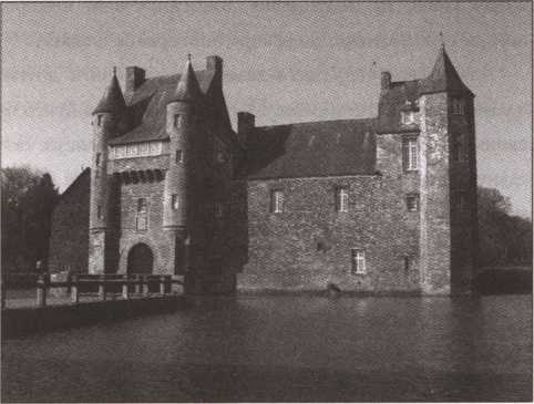 Иллюстрация к книге — Ужасы французской Бретани [image72.jpg]