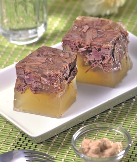 Иллюстрация к книге — Блюда в мультиварке для праздников [i_005.jpg]