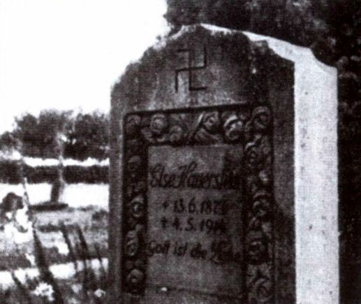 Иллюстрация к книге — Новые тамплиеры. Духовники "черного ордена" [i_024.jpg]