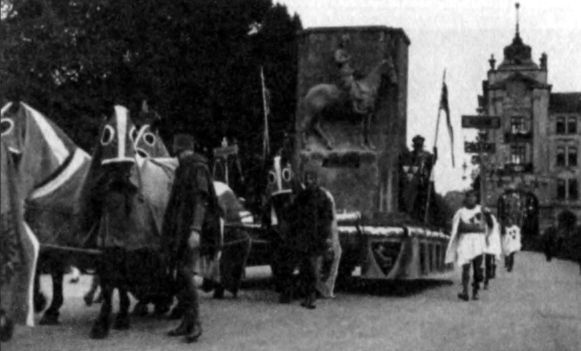 Иллюстрация к книге — Герольды "Наследия предков" [i_059.jpg]