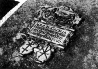 Иллюстрация к книге — Герольды "Наследия предков" [i_099.jpg]