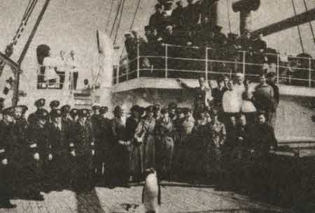 Иллюстрация к книге — Загадочная экспедиция. Что искали немцы в Антарктиде? [i_073.jpg]