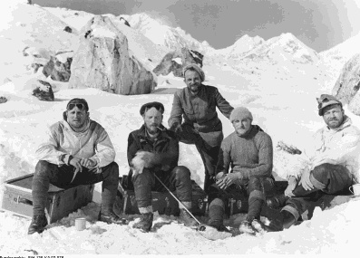 Иллюстрация к книге — Тибетская экспедиция СС. Правда о тайном немецком проекте [i_041.jpg]