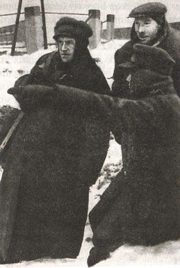 Иллюстрация к книге — Последняя крепость Рейха [i_007.jpg]