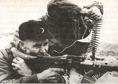 Иллюстрация к книге — Последняя крепость Рейха [i_020.jpg]