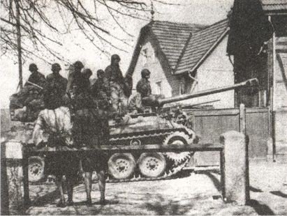 Иллюстрация к книге — Последняя надежда Гитлера [i_010.jpg]