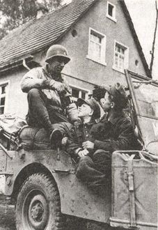 Иллюстрация к книге — Последняя надежда Гитлера [i_088.jpg]