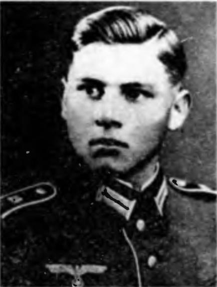 Иллюстрация к книге — Танковый ас №1 Михаэль Виттманн [img_12.jpg]