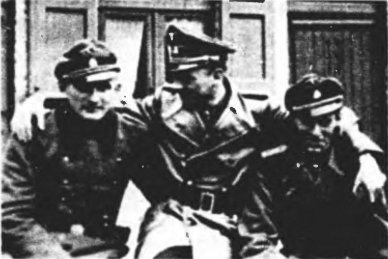 Иллюстрация к книге — Танковый ас №1 Михаэль Виттманн [img_32.jpg]