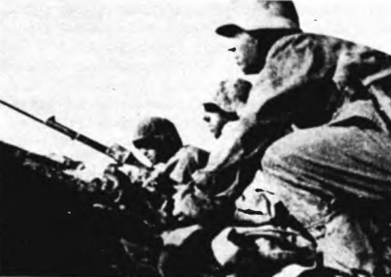 Иллюстрация к книге — Танковый ас №1 Михаэль Виттманн [img_39.jpg]