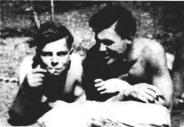 Иллюстрация к книге — Танковый ас №1 Михаэль Виттманн [img_52.jpg]