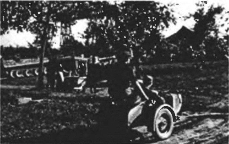 Иллюстрация к книге — Танковый ас №1 Михаэль Виттманн [img_54.jpg]